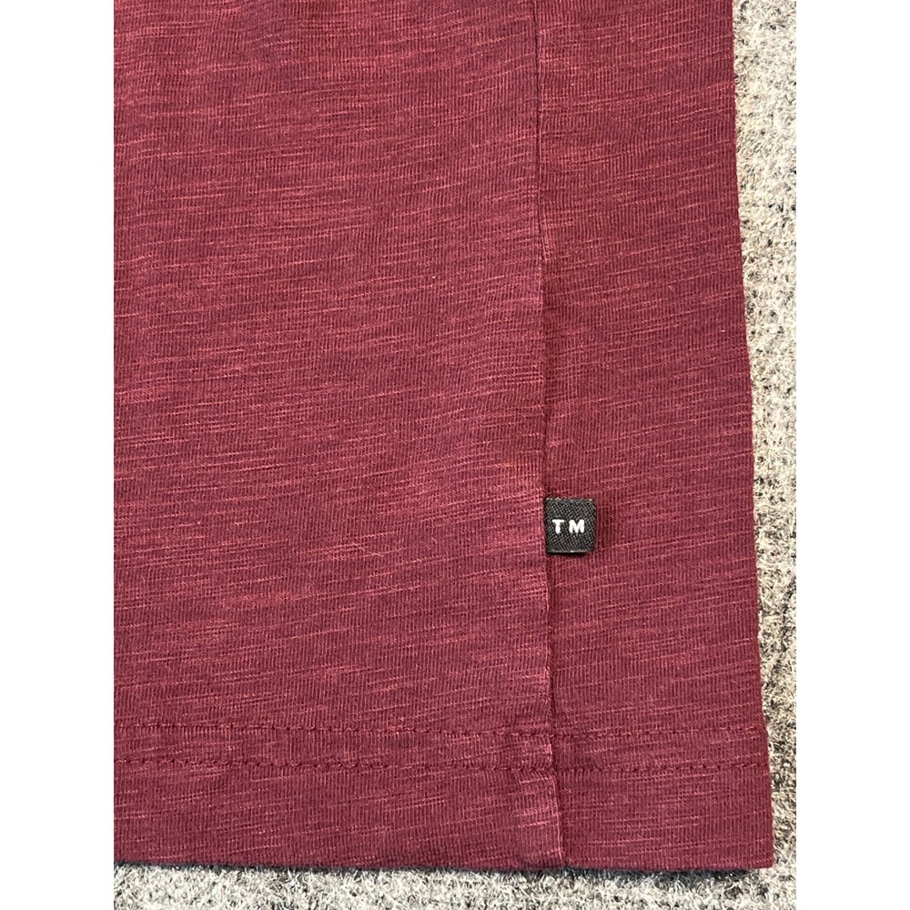 Travis Mathew Mens V-Neck Short Sleeve T-Shirt Large Casual Maroon